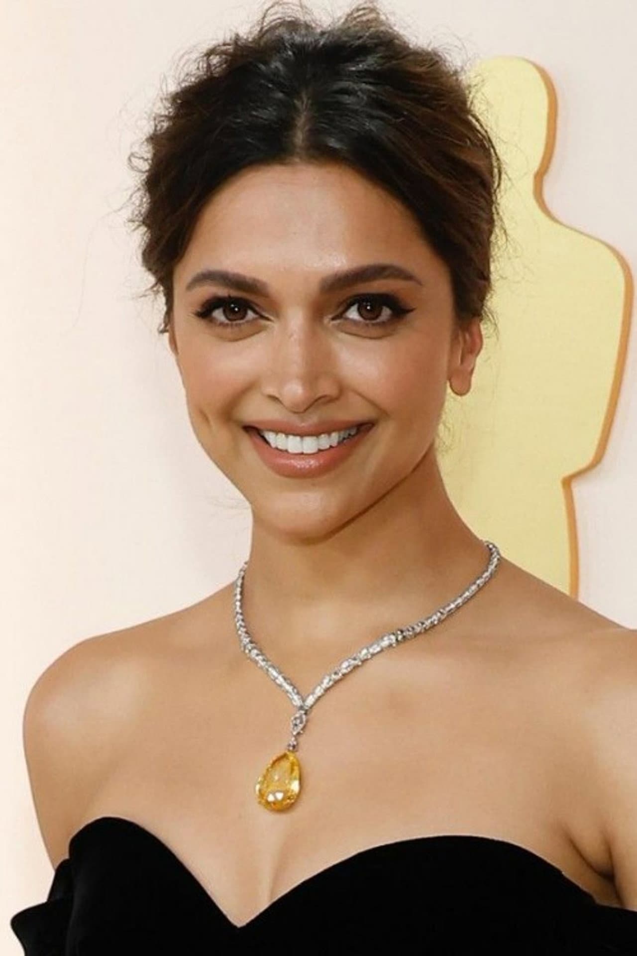 Deepika Padukone portrait — Bollywood career breakdown 2026